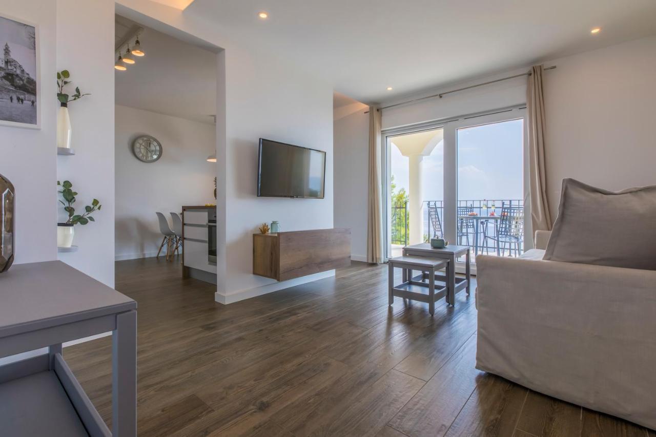 Palace Paulina Apartments Novi Vinodolski Ngoại thất bức ảnh