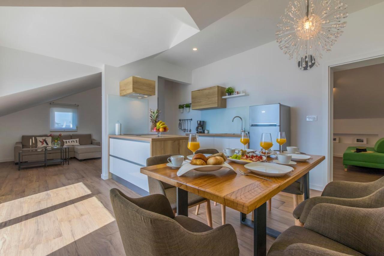 Palace Paulina Apartments Novi Vinodolski Ngoại thất bức ảnh